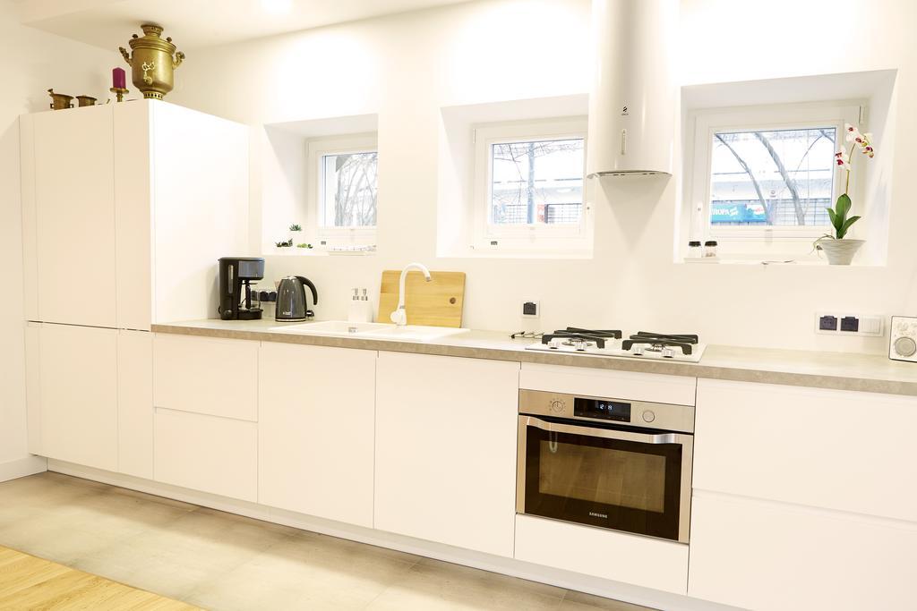 Appartamento Lovely Lux Garden Flat Near Royal Park Varsavia Esterno foto
